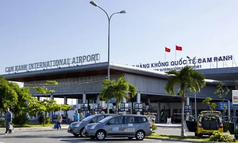 Các chuyến bay tại sân bay Cam Ranh bị điều chỉnh giờ đi, đến