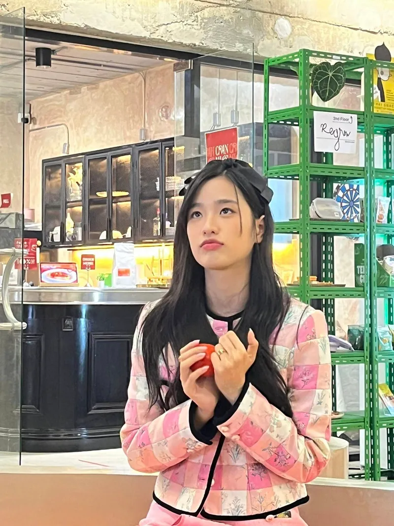 tutontawansoinhansac013-20240612-212253