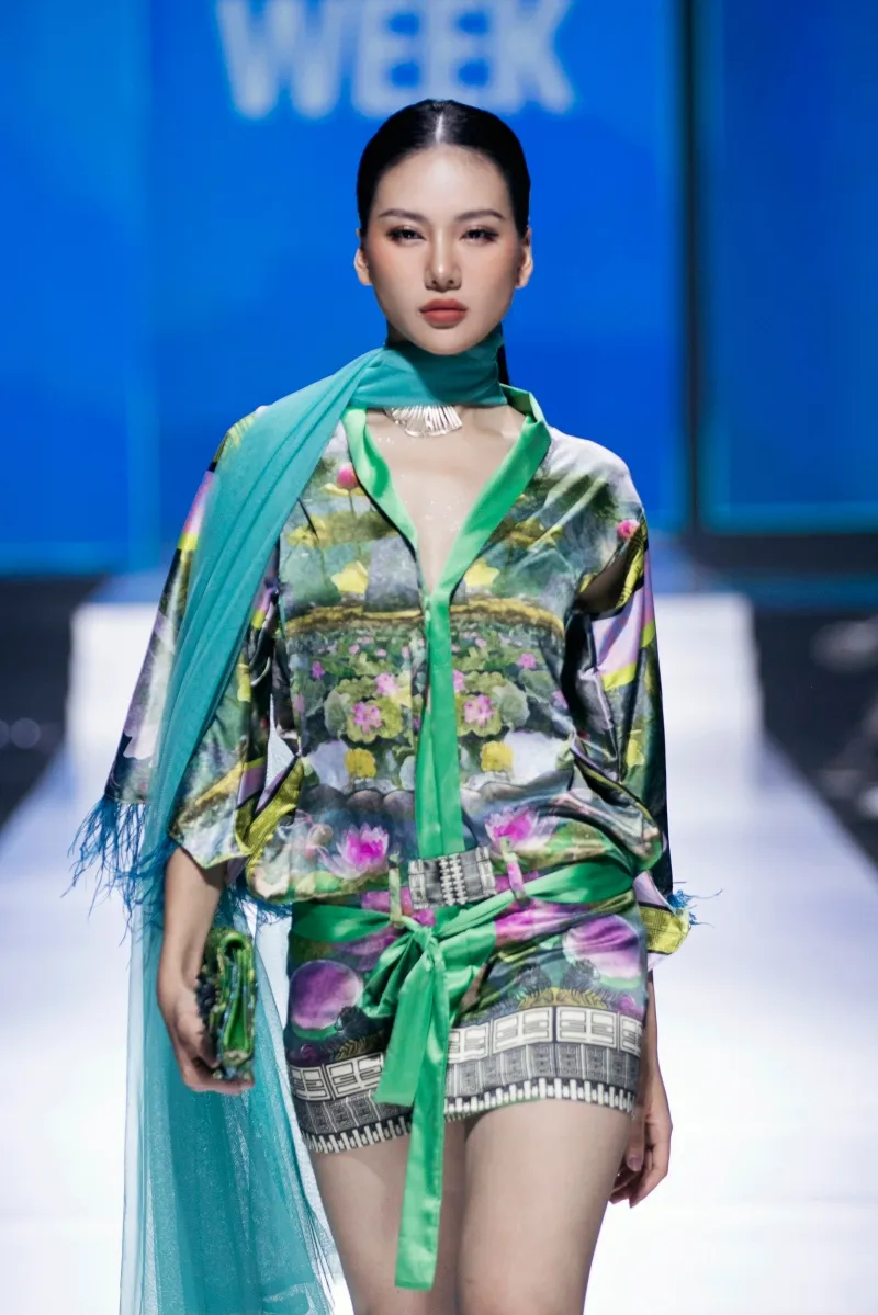 hoa-hau-bui-quynh-hoa-dam-nhan-vi-tri-first-face-kiem-vedette-tai-fashion-show 20240617-005148-08