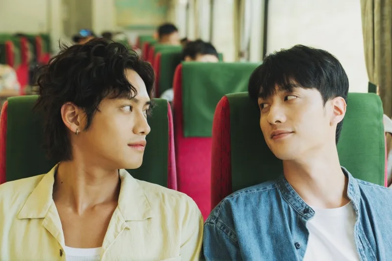 Hai thái cực trái ngược của nam phụ đẹp trai nhất màn ảnh Hồng Kông20240621-104018-01