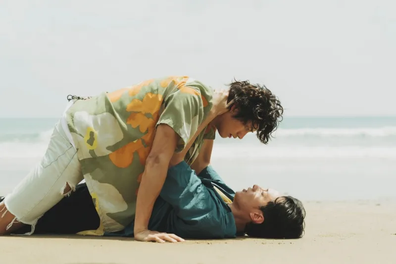 Hai thái cực trái ngược của nam phụ đẹp trai nhất màn ảnh Hồng Kông20240621-104018-03