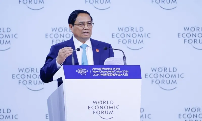 Thủ tướng Phạm Minh Chính chia sẻ câu chuyện Việt Nam” tại WEF Đại Liên 2024