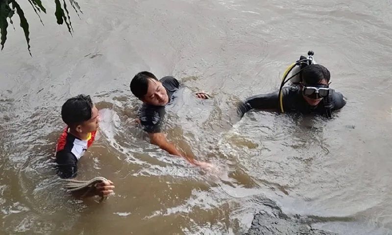 Thương tâm hai bé gái chết đuối gần công trường thi công