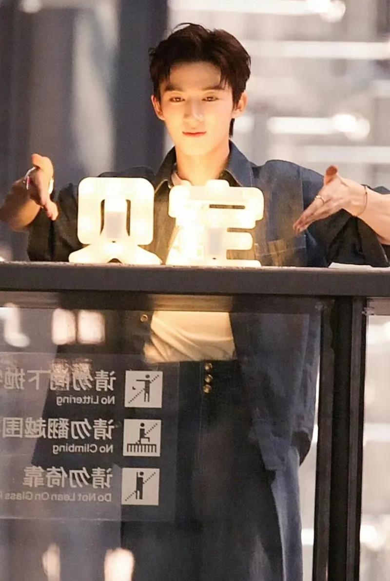 voh-vuong-tinh-viet-lien-tuc-vuong-tin-don-tinh-ai-vu-chinh-len-tieng-dap-tra-cuc-gat-04