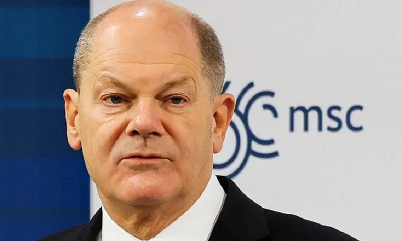 Thủ tướng Đức Olaf Scholz  RE