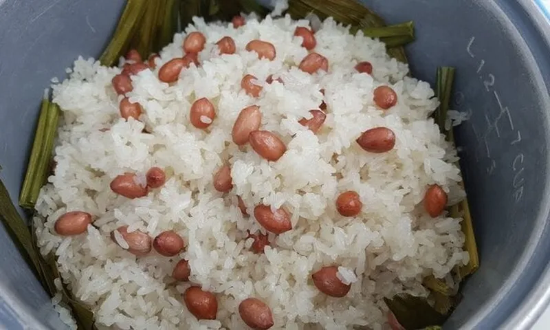 Nồi cơm điện cũng có thể nấu xôi 