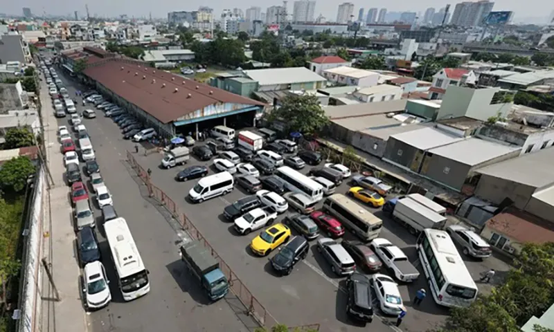 Hỉnh ảnh tại một Trung tâm đăng kiểm ngưng hoạt động tại Hà Nội - Ảnh minh họa