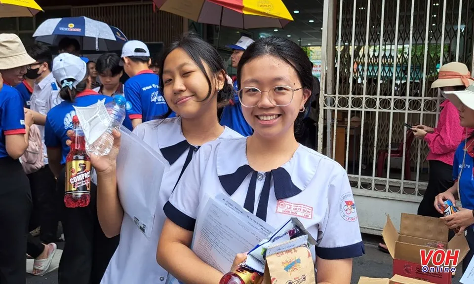 Thi tốt nghiệp THPT 2024: Giáo viên nhận định đề Ngữ Văn dễ nhưng dài