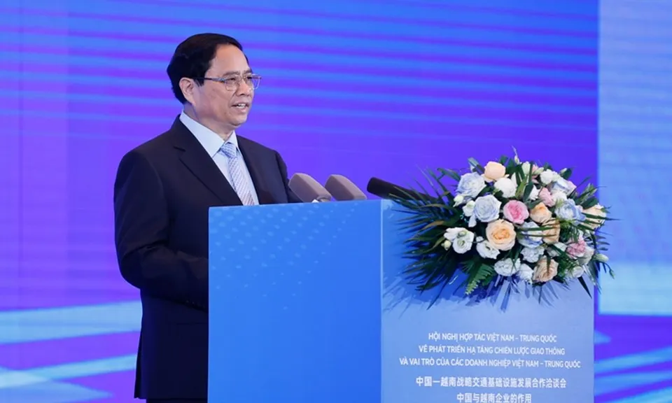 Thủ tướng: Thúc đẩy các dự án giao thông chiến lược, biểu tượng cho quan hệ Việt Nam-Trung Quốc