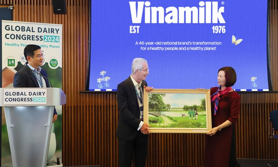 vinamilk-270624-4