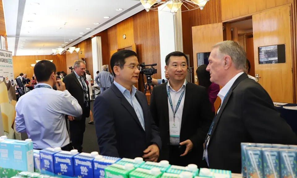 Đổi mới và phát triển bền vững – xu hướng được ngành sữa toàn cầu nhấn mạnh