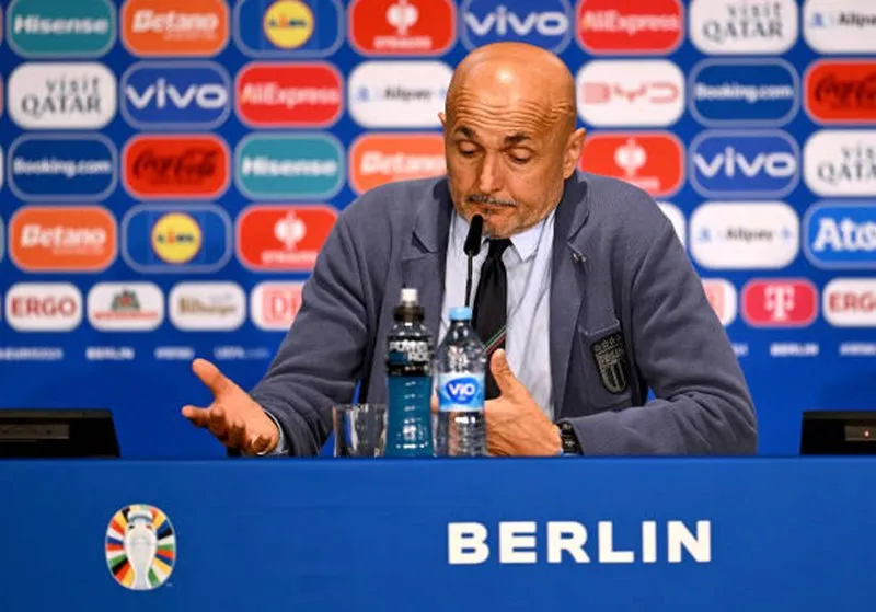 hlv-tuyen-y-do-loi-hoc-tro-khong-biet-kiem-soat-the-tran-cdv-tuc-gian-jorginho-nen-da-chinh 1