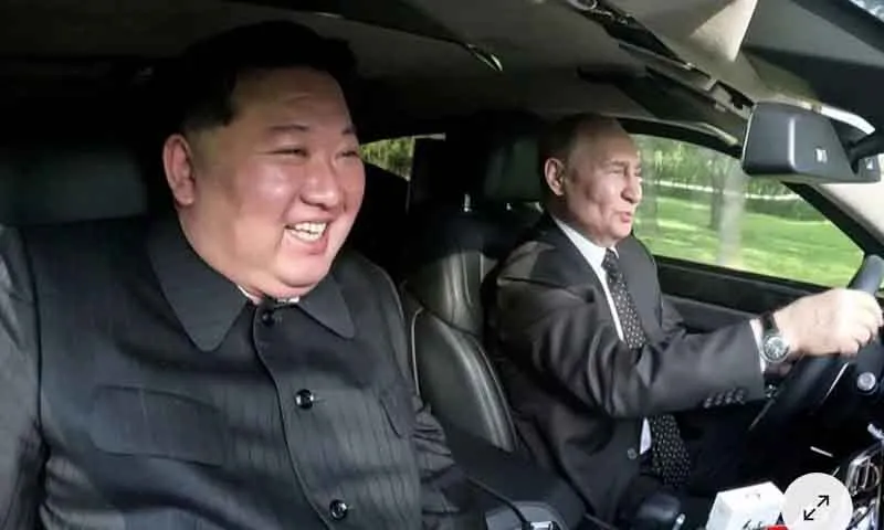 Tổng thống Nga Putin lái xe chở nhà lãnh đạo  Bắc Triều Tiên