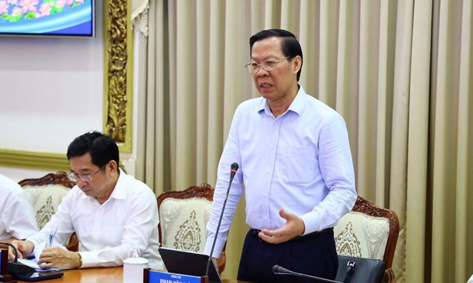 Chủ tịch Phan Văn Mãi: TPHCM cần nâng mức tăng trưởng vượt trên 7% trong quý III
