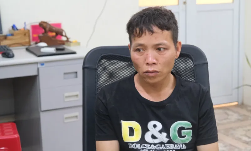 Bắt chủ cửa hàng kinh doanh quần áo vận chuyển heroin