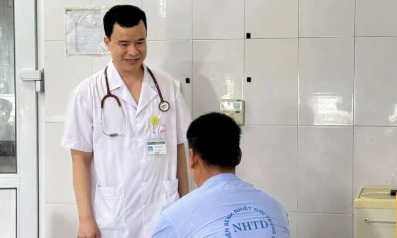 Uống thuốc nam mua trên mạng, men gan tăng hàng chục lần