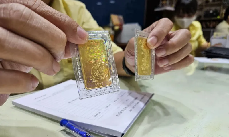 Xác định nhiều nhóm đối tượng được thuê xếp hàng gom vàng
