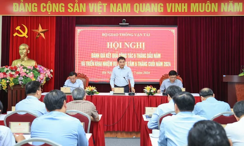 Bộ trưởng Nguyễn Văn Thắng: Đảm bảo tuyệt đối an ninh, an toàn hàng không