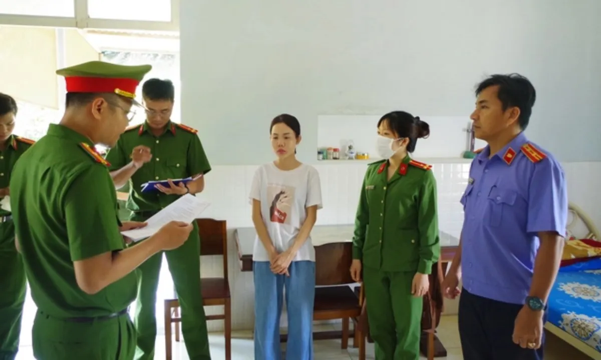 Giả danh nữ doanh nhân lừa đảo, chiếm đoạt 800 triệu đồng