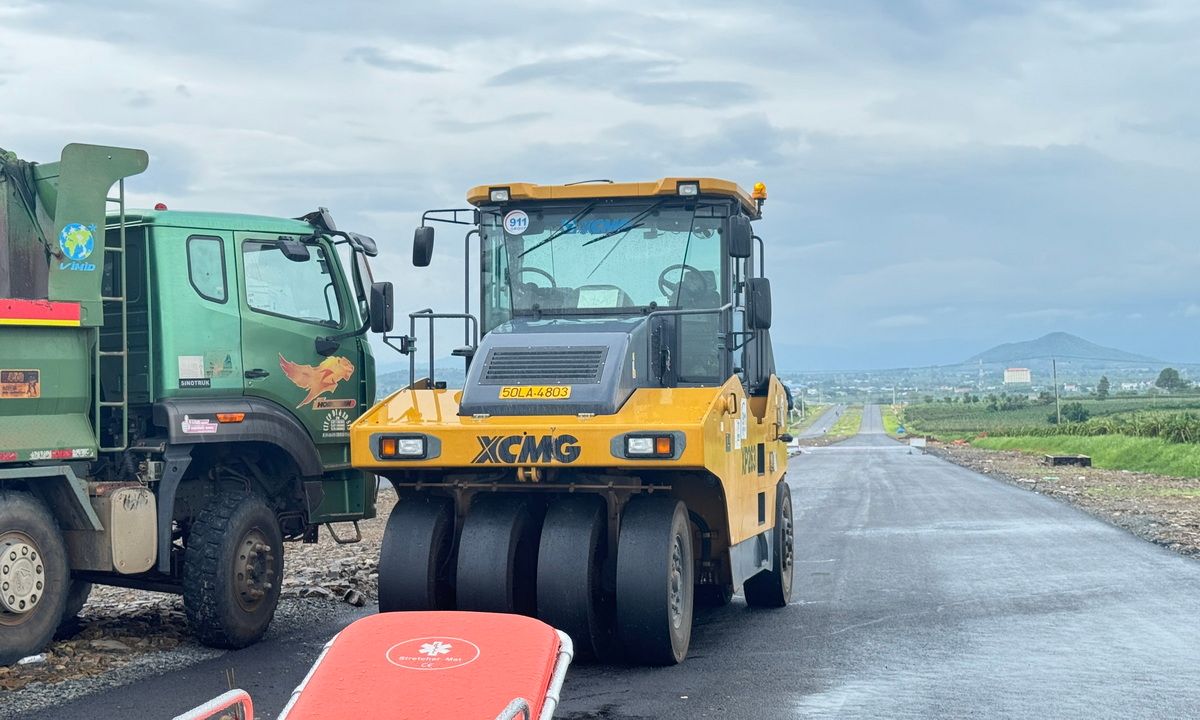 Bình Thuận: một công nhân tử vong do bị xe lu cán 