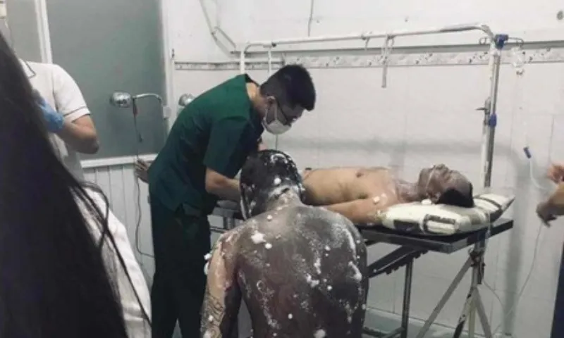 Vụ nổ công ty gỗ ở Bình Dương: Chuyển 4 công nhân nguy kịch lên TPHCM