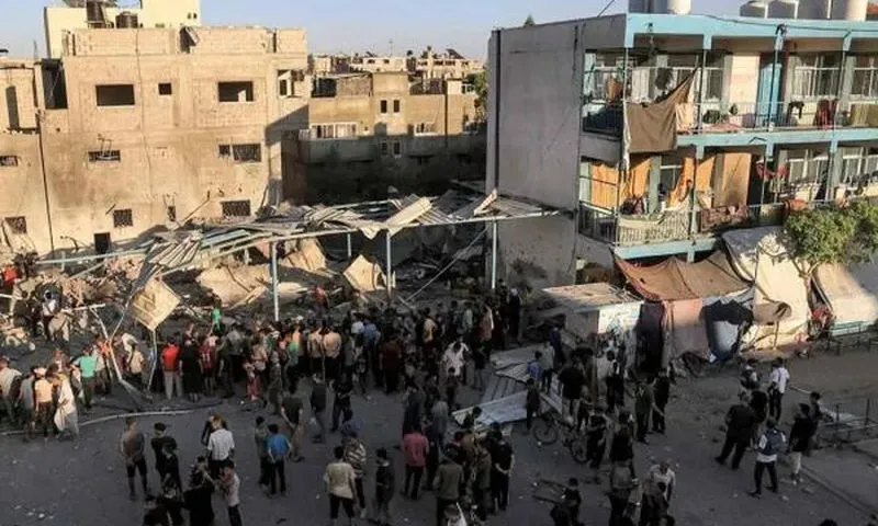 Hàng chục người thương vong trong vụ Israel tấn công trường học ở Gaza