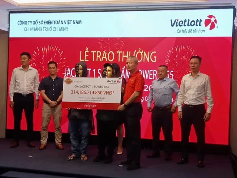 voh-giai-doc-dac-vietlott-vuot-100-ty-dong-lan-thu-2-trong-nam