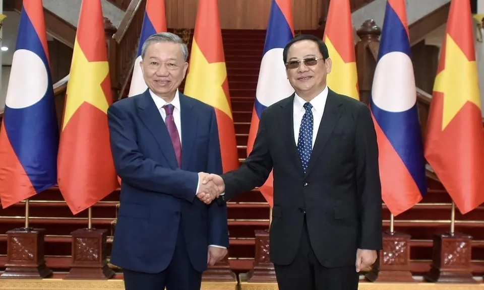 Chủ tịch nước Tô Lâm hội kiến Thủ tướng Lào