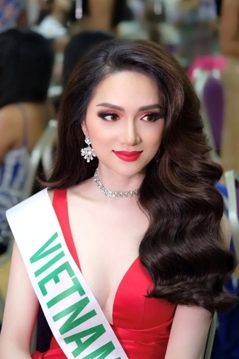 drama-hoang-thuy-huong-giang-thuc-chat-la-chieu-tro-truyen-thong-miss-grand-vietnam-la-nan-nhan20240712-101219-02