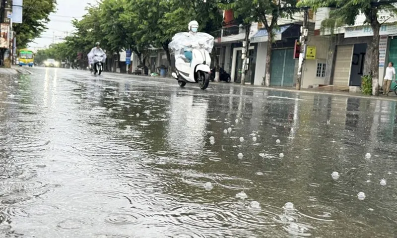 Ngày 16/7: Áp thấp nhiệt đới suy yếu, mưa to nhiều nơi