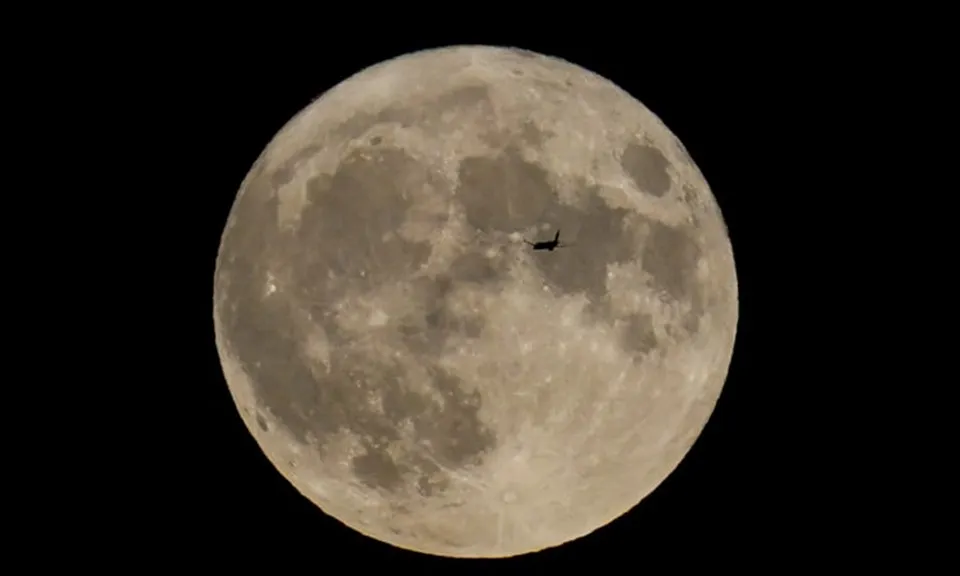 Phát hiện hang động trên mặt trăng, có thể làm nơi trú ẩn cho nhà thám hiểm