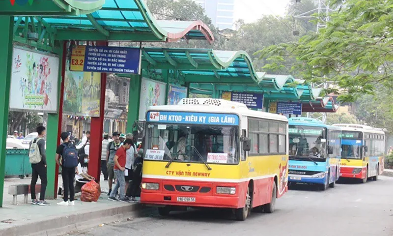 Hệ thống xe vận tải công cộng sẽ góp phần kéo giảm ùn tắt giao thông - Ảnh minh họa