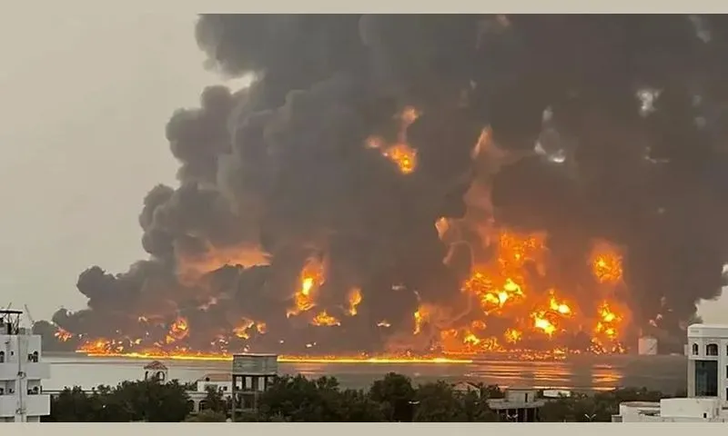 Israel không kích Yemen để đáp trả Houthi