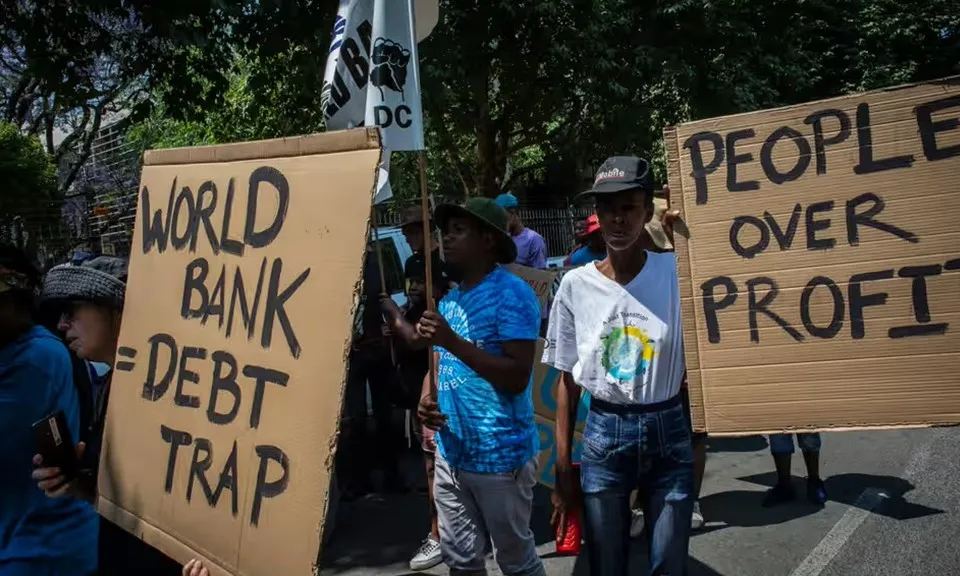 Các nước đang phát triển phải đối mặt với cuộc khủng hoảng nợ tồi tệ nhất lịch sử