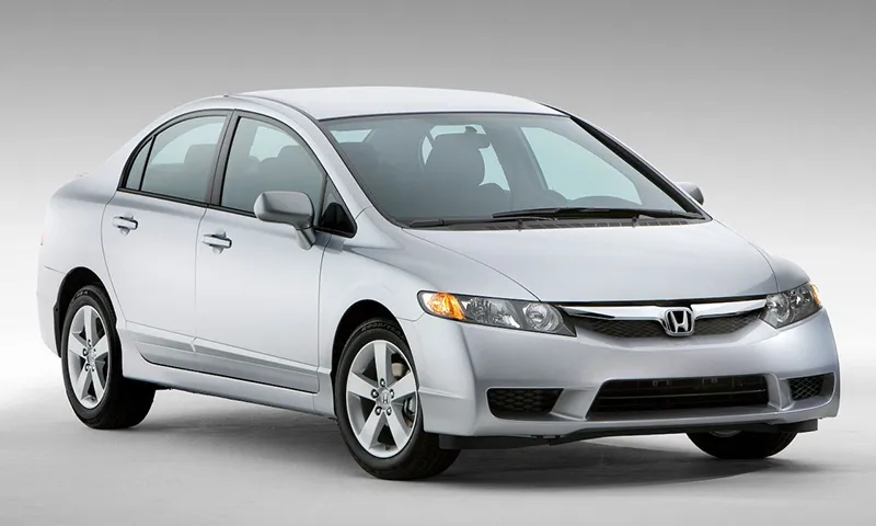 Honda Civic 2009 (đánh giá của JD Power 82 100).