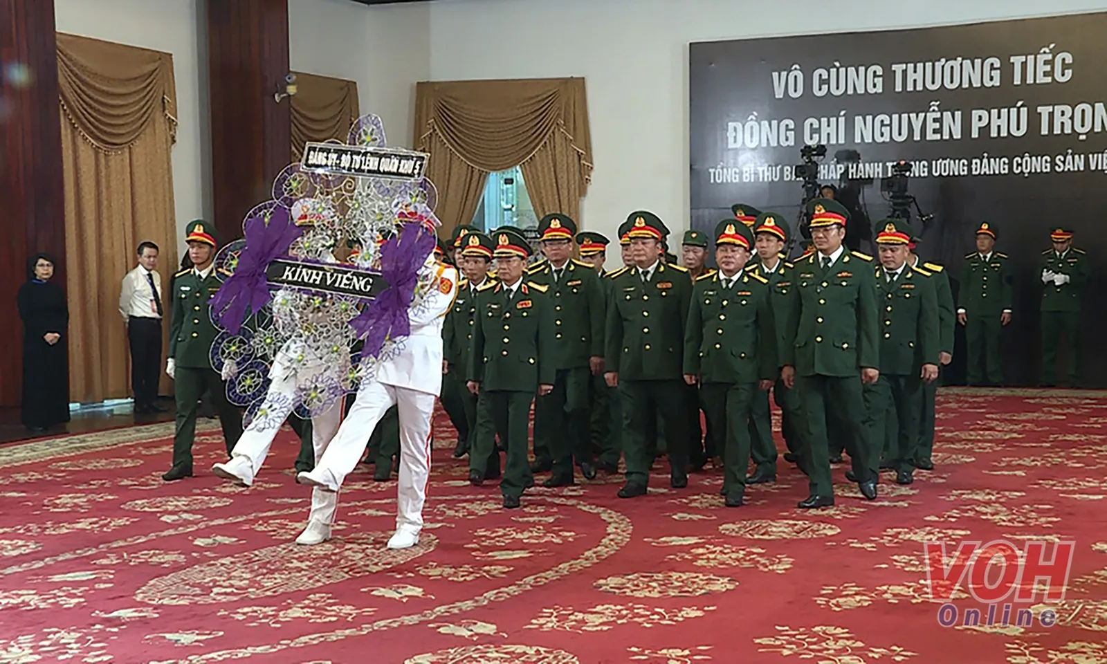 QUOC TANG TBT NGUYEN PHU TRONG.00_06_00_12.Still010