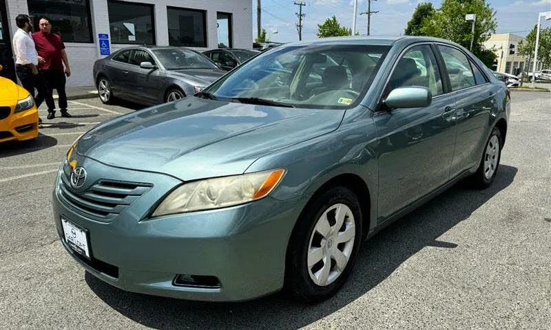 Toyota Camry 2007 (đánh giá của JD Power 83 100).