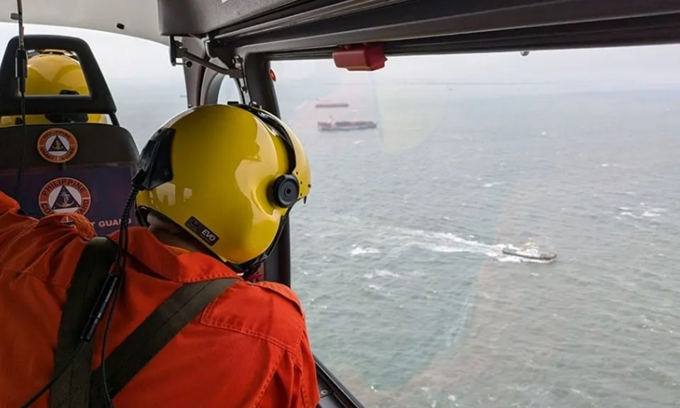 Tràn dầu ngoài khơi Philippines sau sự cố chìm tàu chở 1,5 triệu lít dầu