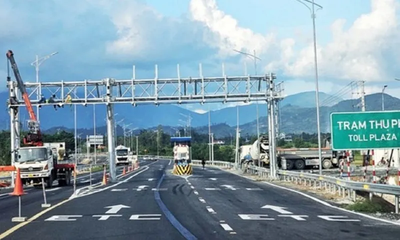 Cao tốc Nha Trang - Cam Lâm trạm thu phí-s