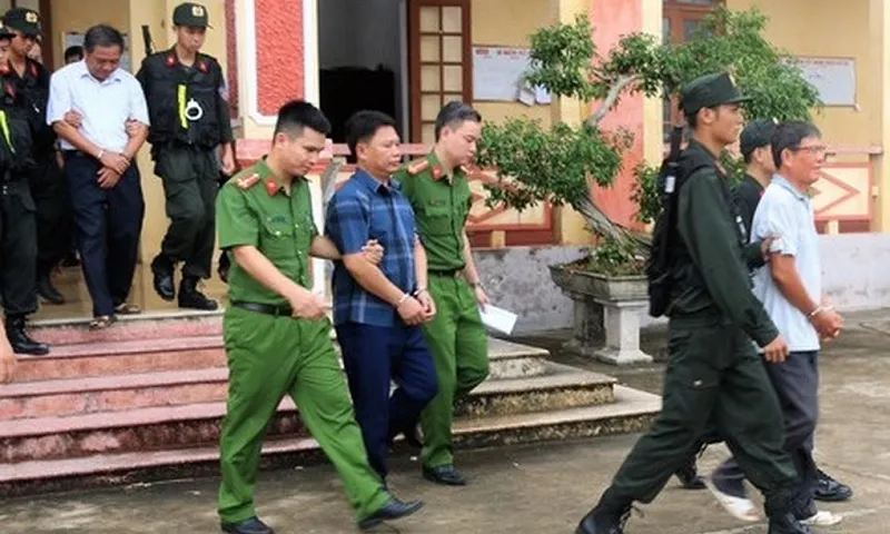 Nam Định: Bắt 3 cựu lãnh đạo xã do liên quan dự án Cồn Xanh