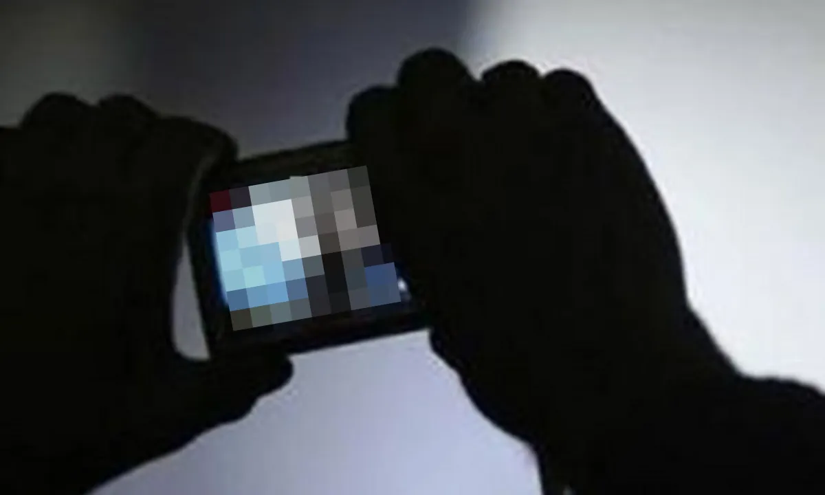 Chat “sex” qua mạng, người đàn ông bị đe dọa tống tiền