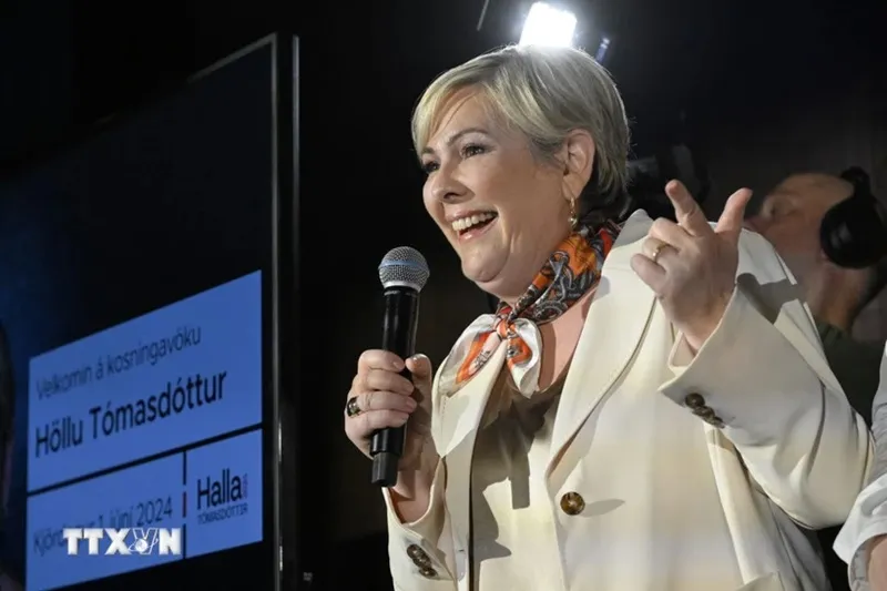 ttxvn-halla-tomasdottir-tong-thong-iceland-0208-6301