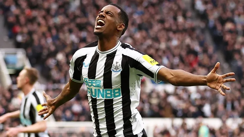 xac-nhan-arsenal-nhan-gao-nuoc-lanh-tu-newcastle-vu-alexander-isak 1