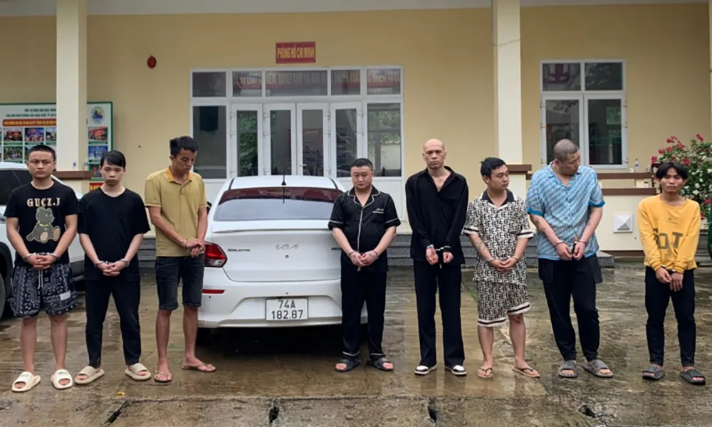 Bắt giữ nhóm người Trung Quốc nhập cảnh trái phép