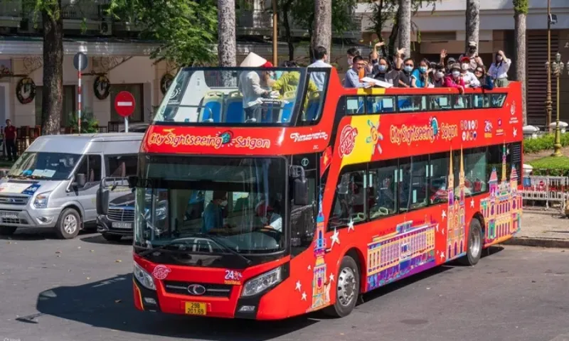 Xe bus 2 tang TPHCM