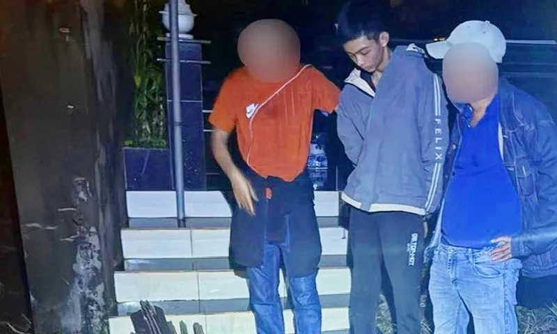 Bắt được nhóm người cạy phá nhiều ngôi mộ ở nghĩa trang ở TP Pleiku