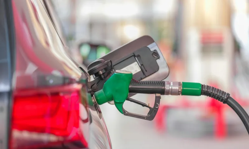 Giá xăng hôm nay 8/8: Sẽ giảm lần thứ năm liên tiếp? 