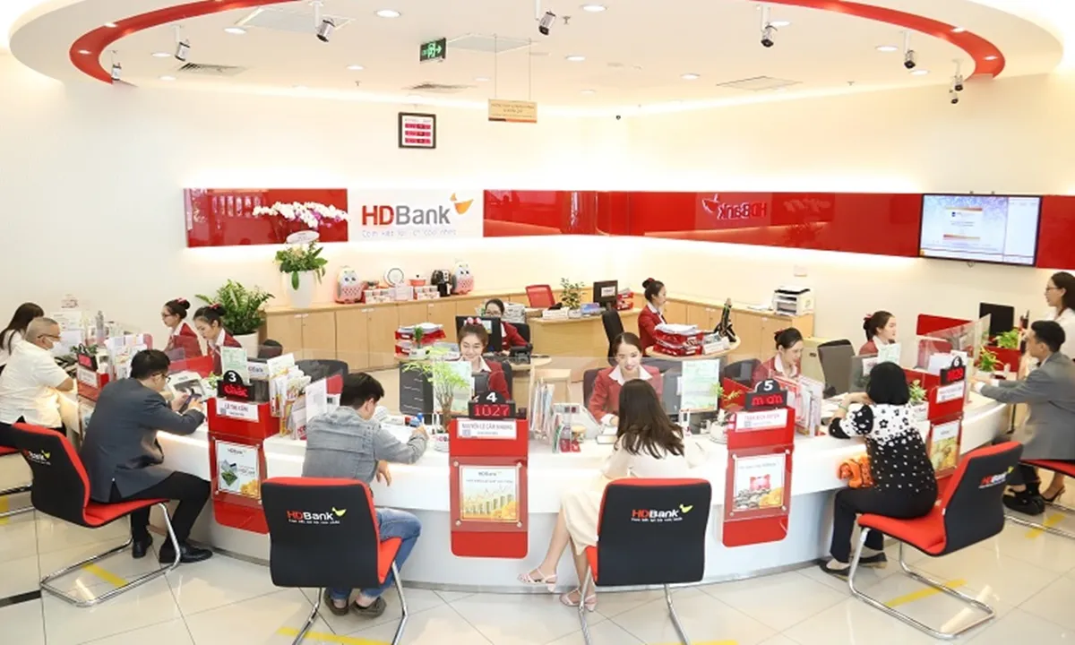 HDBank tặng một lượng vàng SJC cho khách hàng mỗi tháng