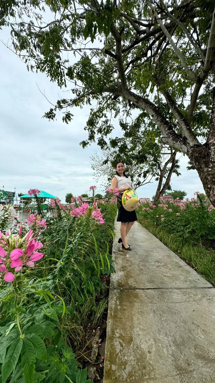 z5711949185400_9576c59775682fa7b024f0d65dfc3ab1