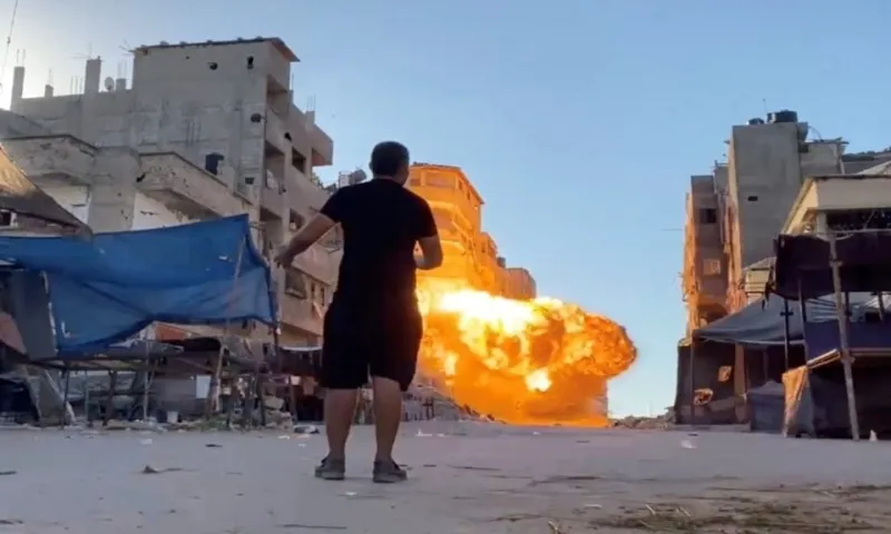 Israel mở rộng lệnh sơ tán tại phía nam Dải Gaza ngay trong đêm